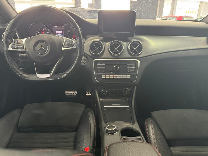 
								MERCEDES-BENZ Clase CLA CLA 220 d completo									