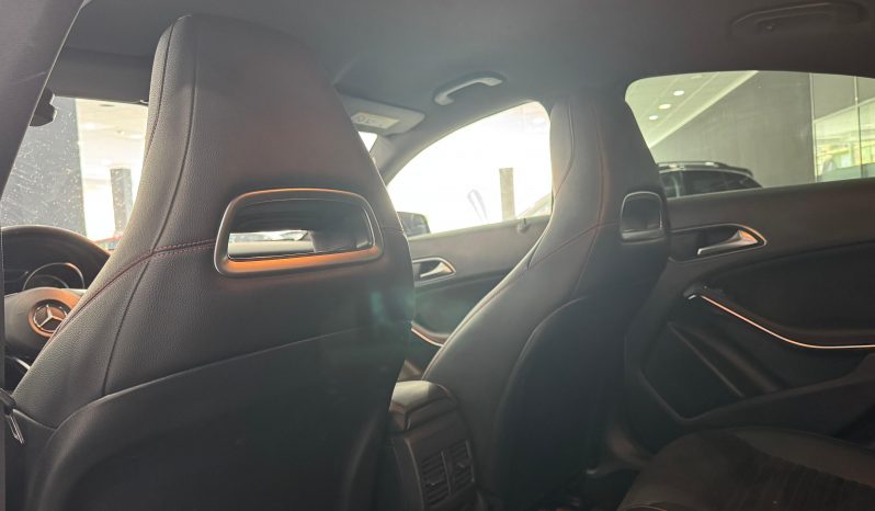 
								MERCEDES-BENZ Clase CLA CLA 220 d completo									