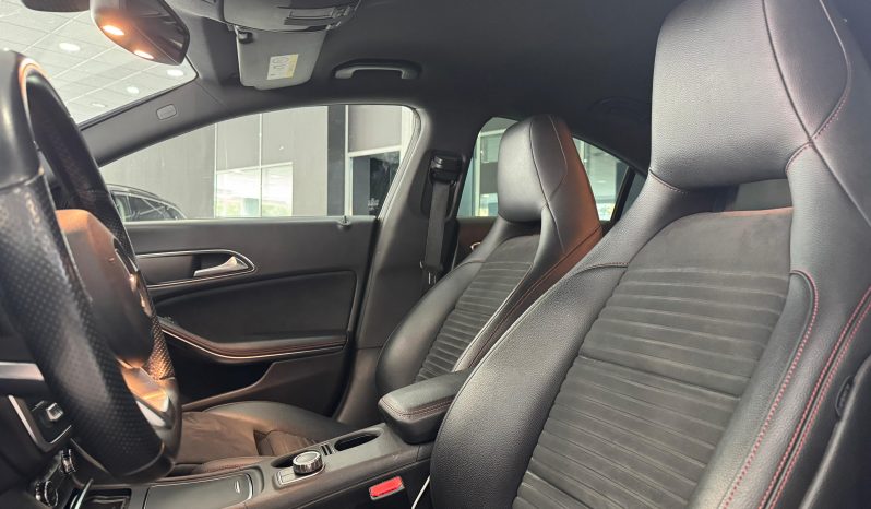 
								MERCEDES-BENZ Clase CLA CLA 220 d completo									