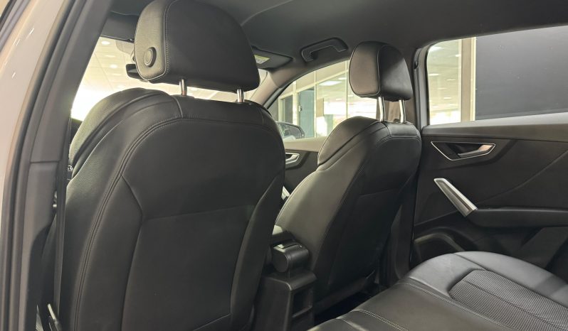 
								AUDI Q2 S line 35 TDI S tronic completo									