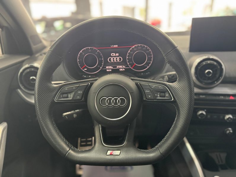 
								AUDI Q2 S line 35 TDI S tronic completo									