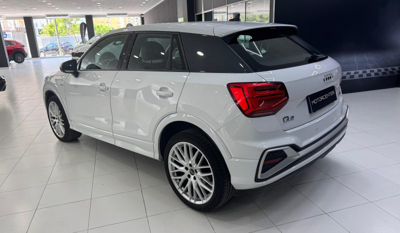 
								AUDI Q2 S line 35 TDI S tronic completo									