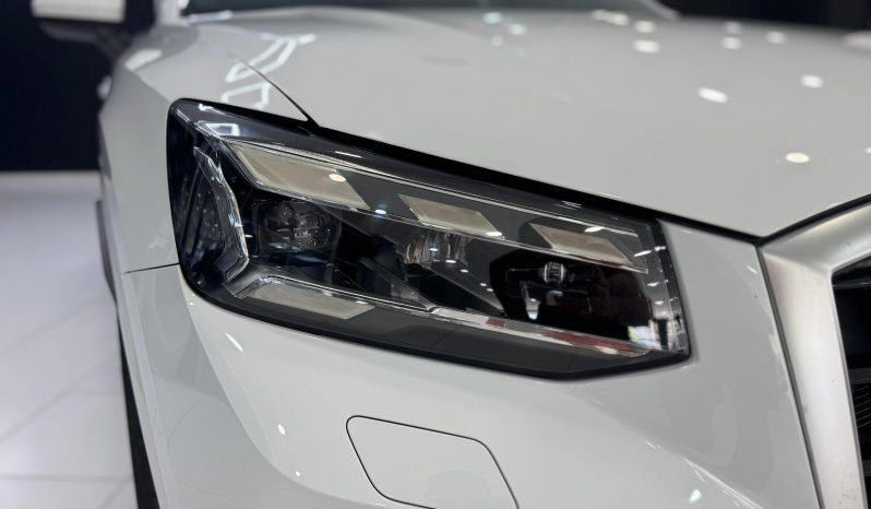 
								AUDI Q2 S line 35 TDI S tronic completo									