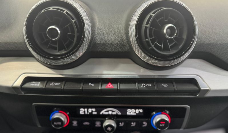 
								AUDI Q2 S line 35 TDI S tronic completo									