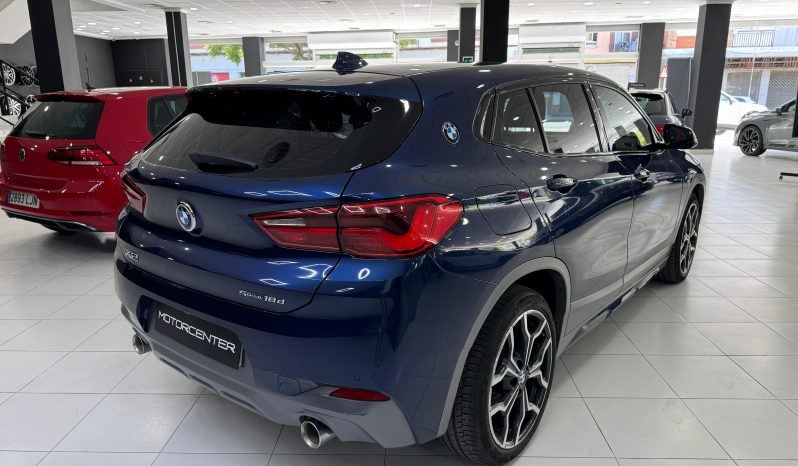 
								BMW X2 sDrive18d M completo									