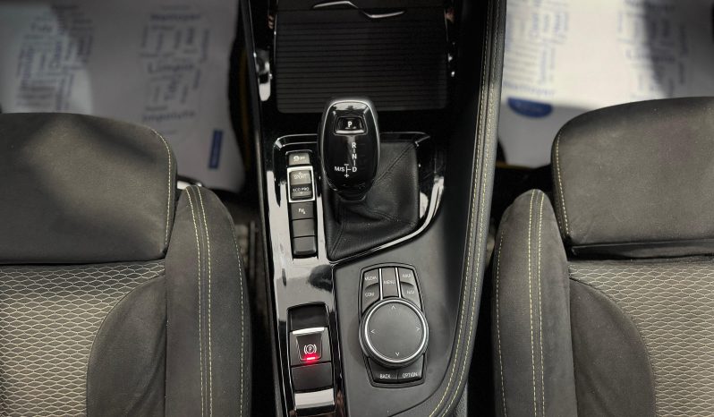 
								BMW X2 sDrive18d M completo									