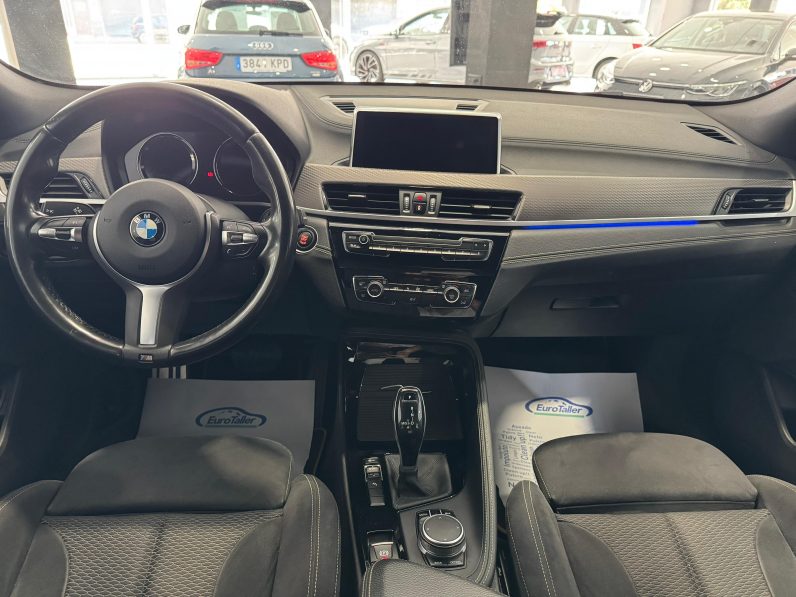 
								BMW X2 sDrive18d M completo									