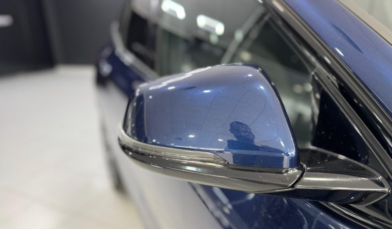 
								BMW X2 sDrive18d M completo									