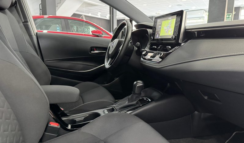 
								TOYOTA Corolla 1.8 125H ACTIVE TECH ECVT completo									