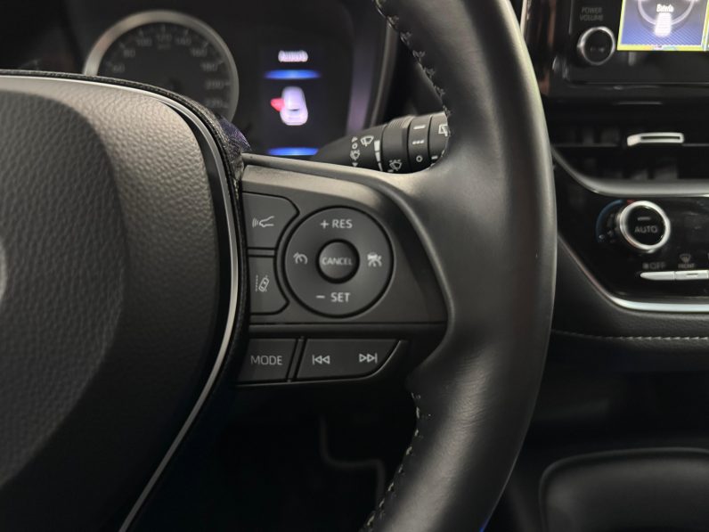 
								TOYOTA Corolla 1.8 125H ACTIVE TECH ECVT completo									