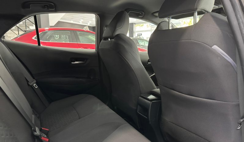 
								TOYOTA Corolla 1.8 125H ACTIVE TECH ECVT completo									