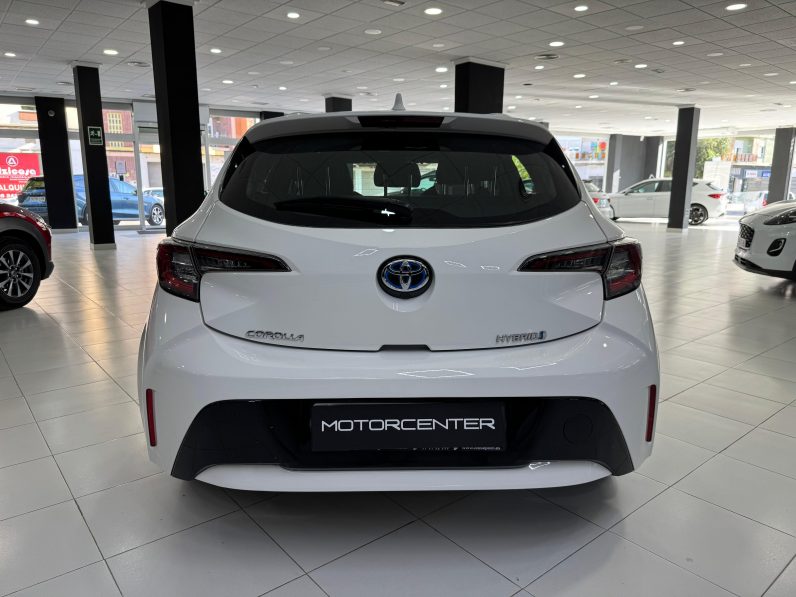 
								TOYOTA Corolla 1.8 125H ACTIVE TECH ECVT completo									