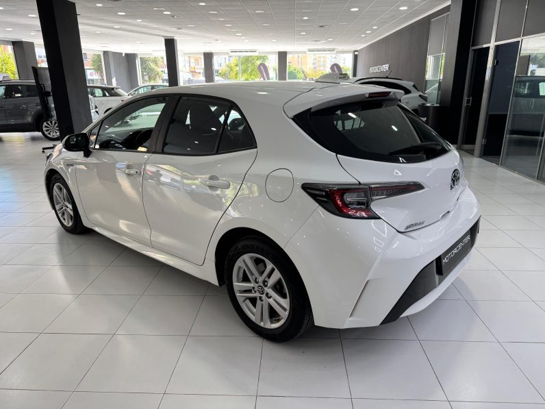 
								TOYOTA Corolla 1.8 125H ACTIVE TECH ECVT completo									