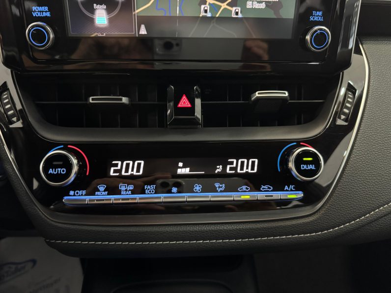 
								TOYOTA Corolla 1.8 125H ACTIVE TECH ECVT completo									