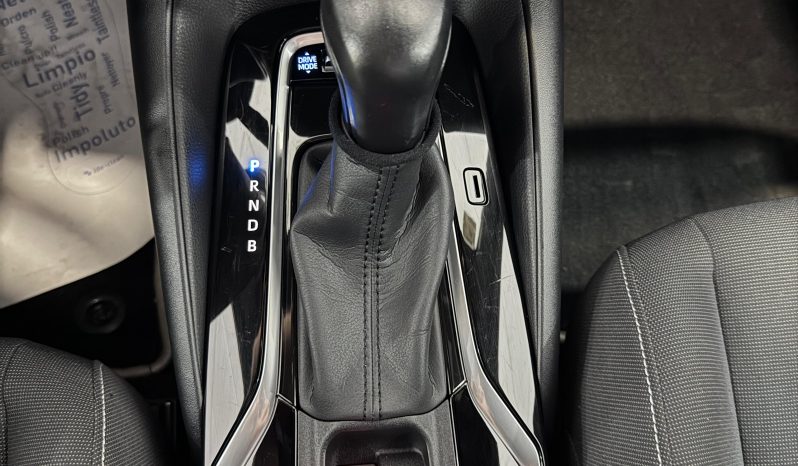 
								TOYOTA Corolla 1.8 125H ACTIVE TECH ECVT completo									