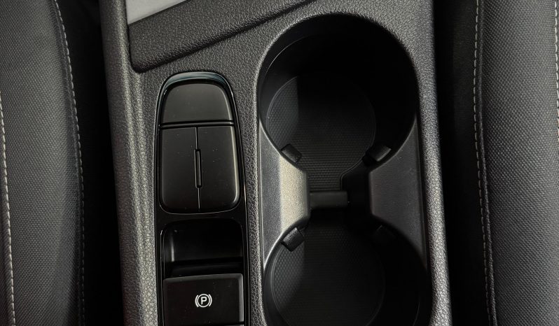 
								KIA Niro 1.6 GDi HEV Concept completo									