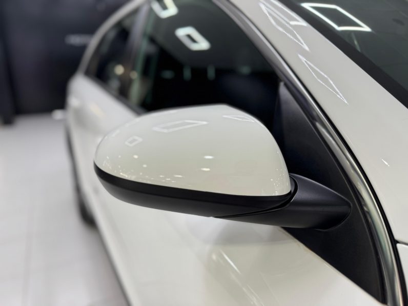 
								KIA Niro 1.6 GDi HEV Concept completo									