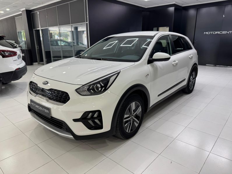 
								KIA Niro 1.6 GDi HEV Concept completo									