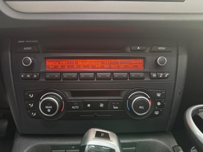 
								BMW X1 xDrive23d Auto completo									