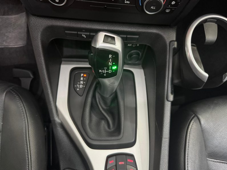 
								BMW X1 xDrive23d Auto completo									