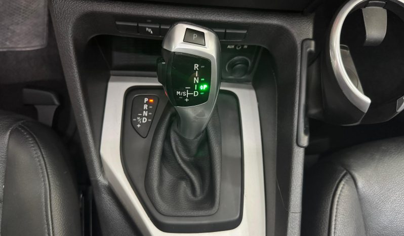 
								BMW X1 xDrive23d Auto completo									