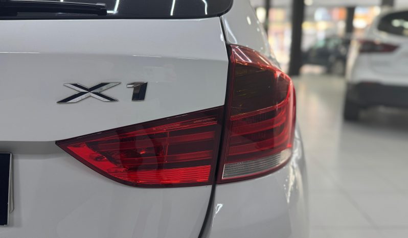 
								BMW X1 xDrive23d Auto completo									