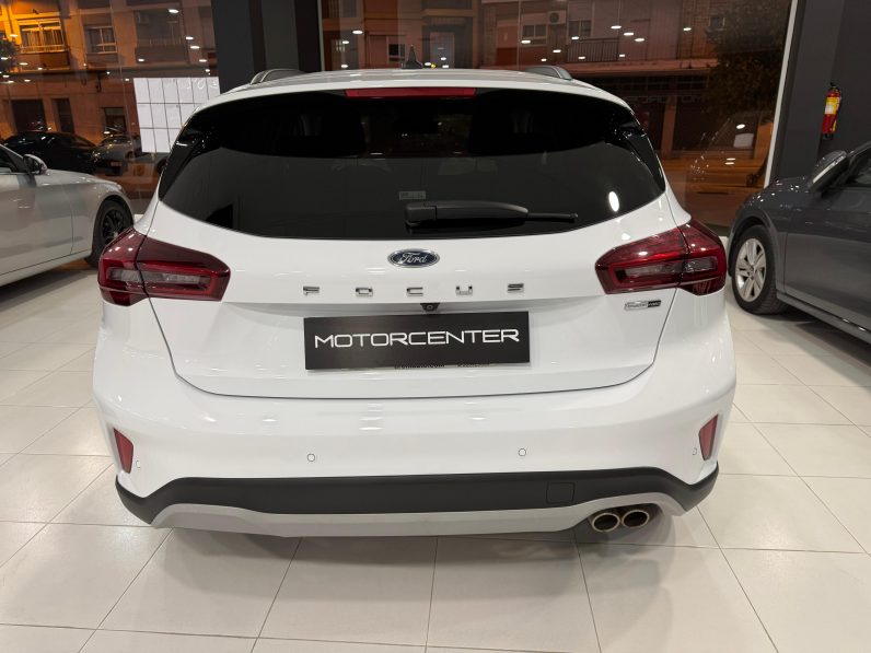 
								FORD Focus 1.0 Ecoboost MHEV Active Style completo									