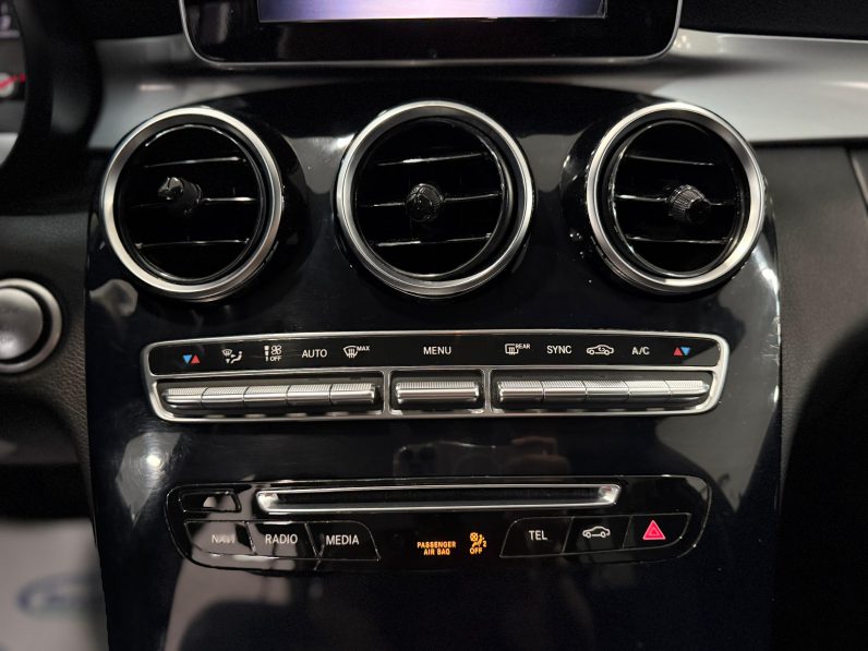 
								MERCEDES-BENZ Clase C C 180 d completo									