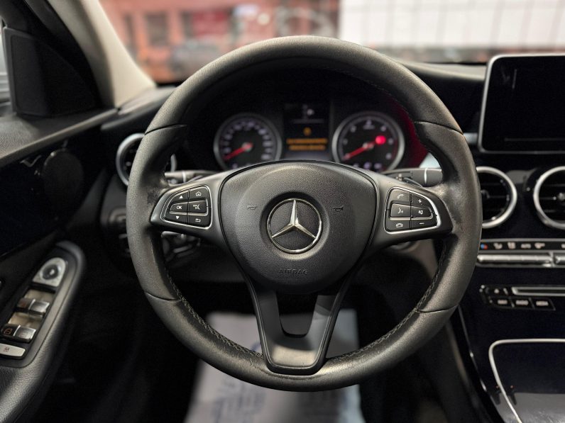 
								MERCEDES-BENZ Clase C C 180 d completo									