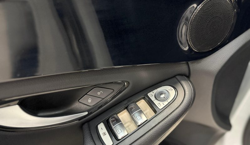 
								MERCEDES-BENZ Clase C C 180 d completo									