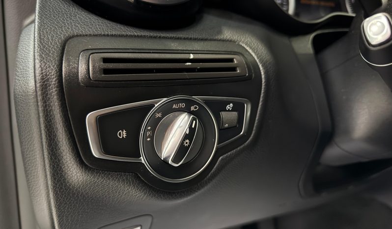 
								MERCEDES-BENZ Clase C C 180 d completo									