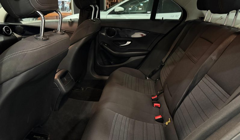 
								MERCEDES-BENZ Clase C C 180 d completo									