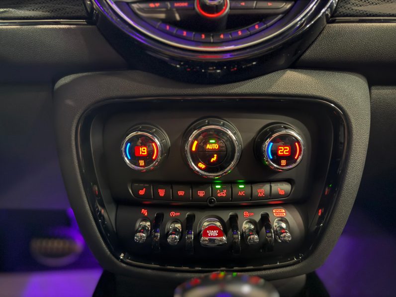 
								MINI CLUBMAN John Cooper Works ALL4 completo									