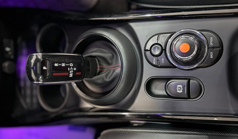 
								MINI CLUBMAN John Cooper Works ALL4 completo									