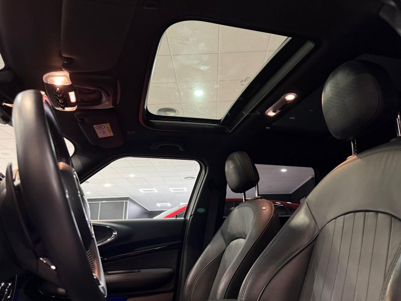 
								MINI CLUBMAN John Cooper Works ALL4 completo									