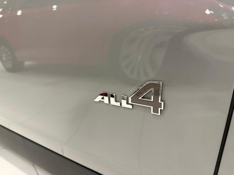 
								MINI CLUBMAN John Cooper Works ALL4 completo									