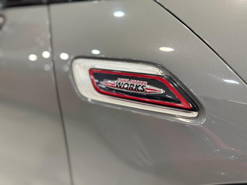 
								MINI CLUBMAN John Cooper Works ALL4 completo									