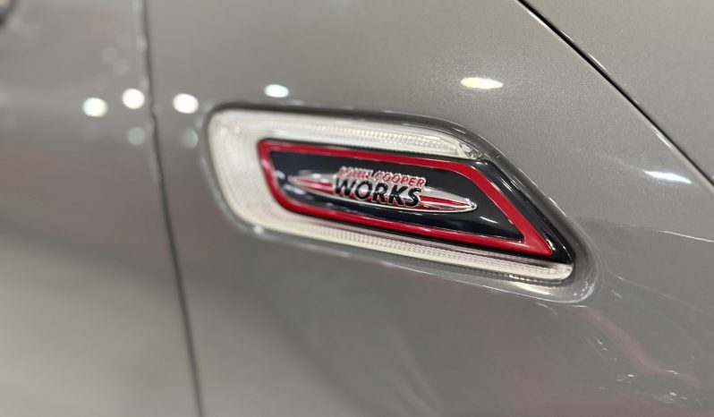 
								MINI CLUBMAN John Cooper Works ALL4 completo									