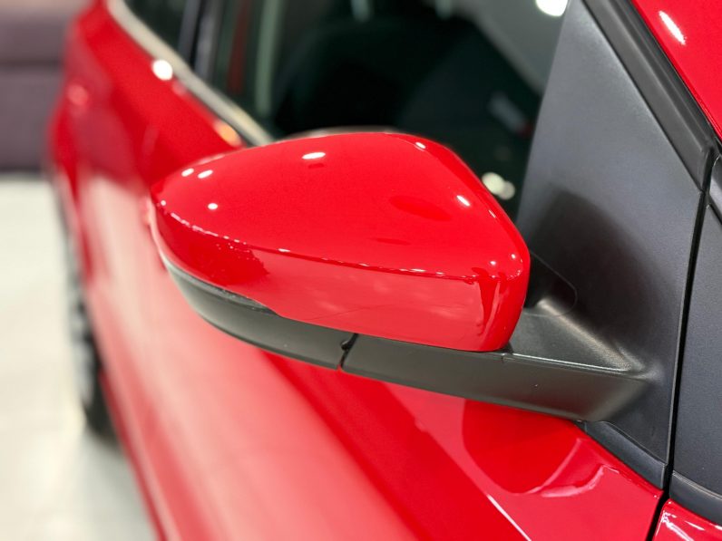 
								VOLKSWAGEN Polo Advance 1.4 TDI BMT completo									