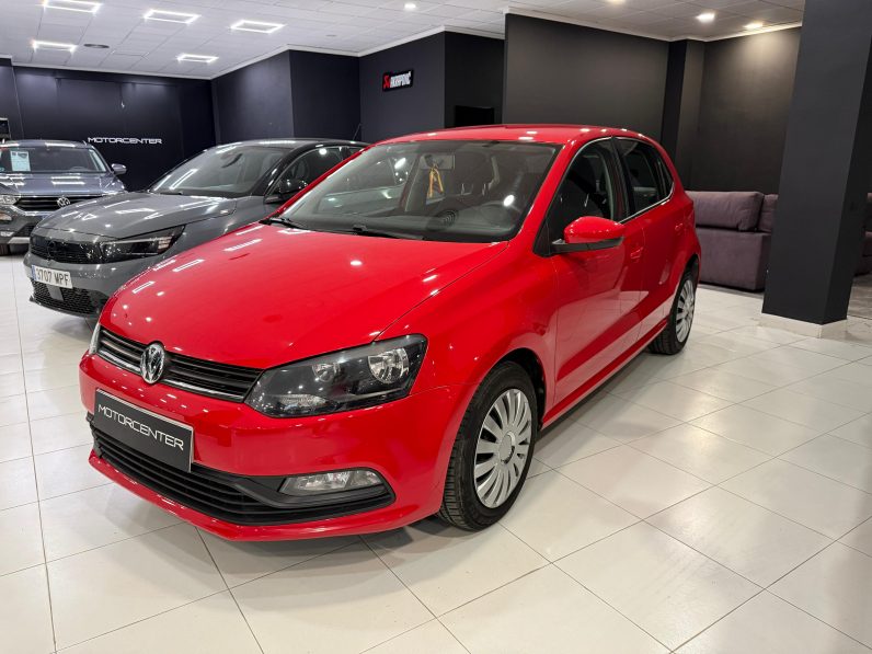 
								VOLKSWAGEN Polo Advance 1.4 TDI BMT completo									