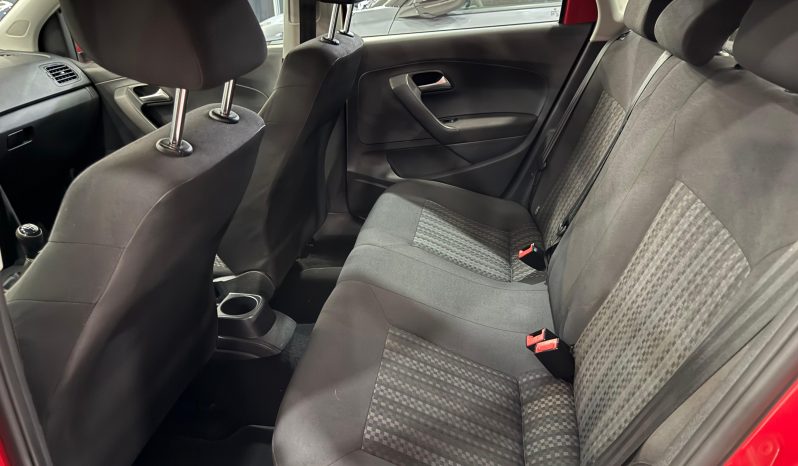 
								VOLKSWAGEN Polo Advance 1.4 TDI BMT completo									