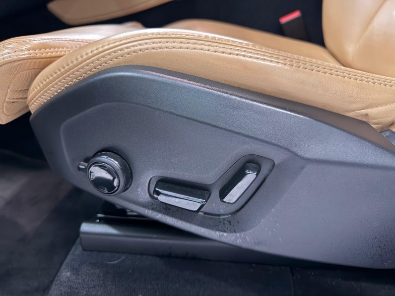 
								VOLVO XC90 2.0 D5 AWD Inscription Auto completo									