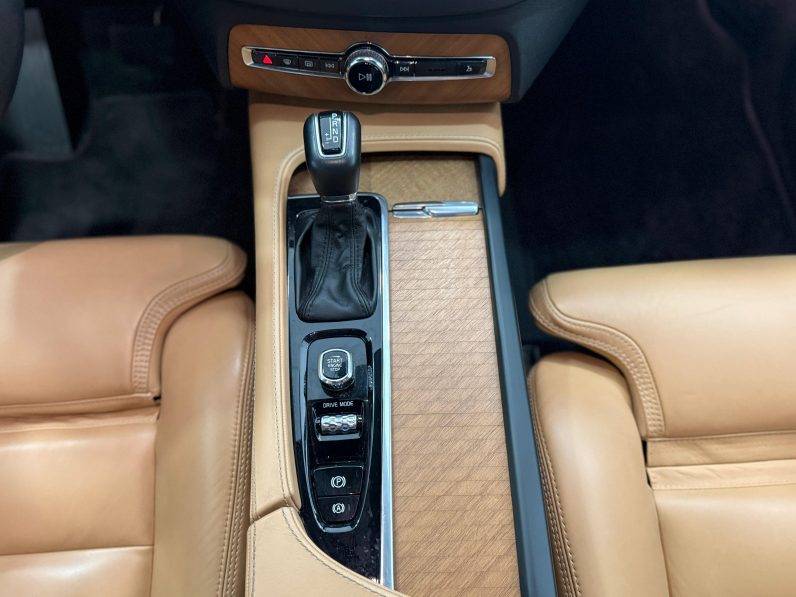 
								VOLVO XC90 2.0 D5 AWD Inscription Auto completo									