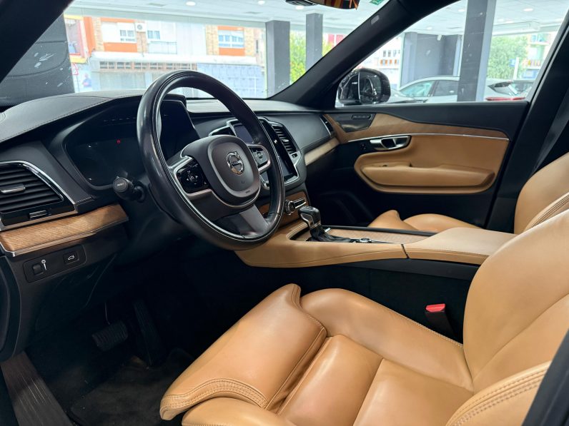 
								VOLVO XC90 2.0 D5 AWD Inscription Auto completo									