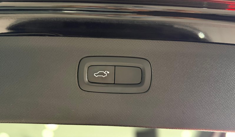 
								VOLVO XC90 2.0 D5 AWD Inscription Auto completo									