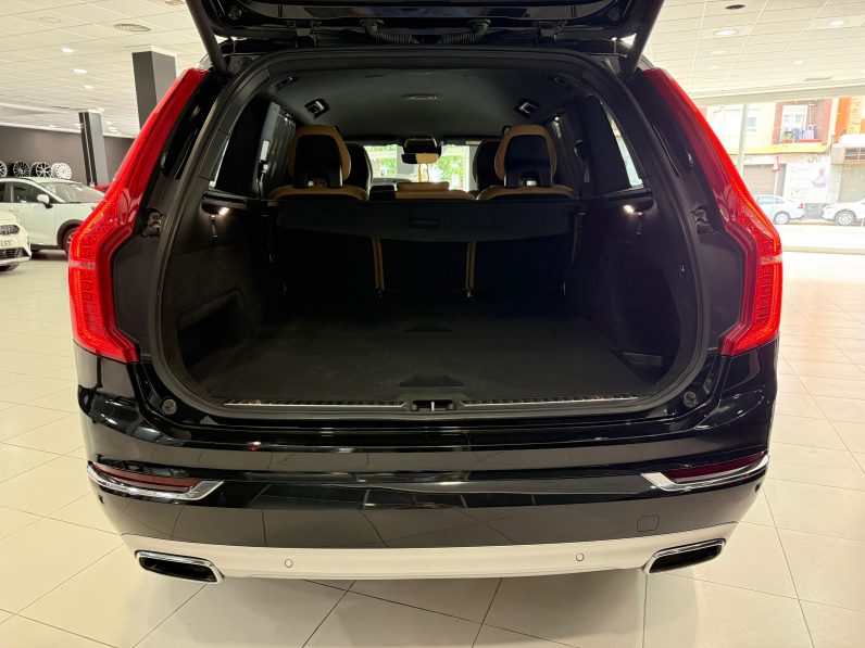 
								VOLVO XC90 2.0 D5 AWD Inscription Auto completo									