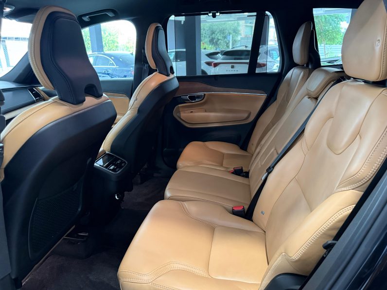 
								VOLVO XC90 2.0 D5 AWD Inscription Auto completo									