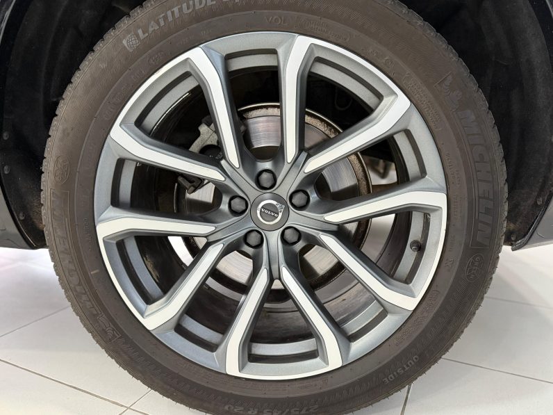 
								VOLVO XC90 2.0 D5 AWD Inscription Auto completo									