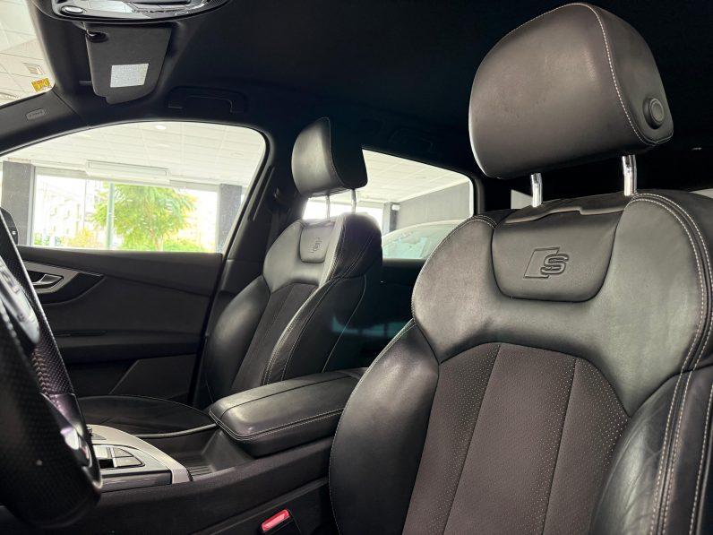 
								AUDI Q7 3.0 TDI quattro tiptronic Sport completo									