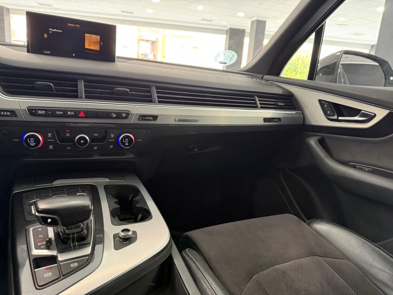 
								AUDI Q7 3.0 TDI quattro tiptronic Sport completo									